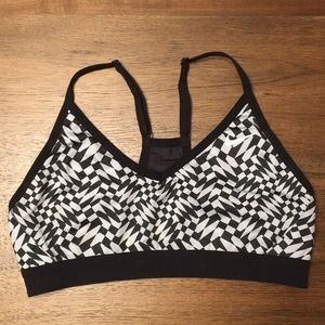 NIKE DRI FIT Indy Sports Bra